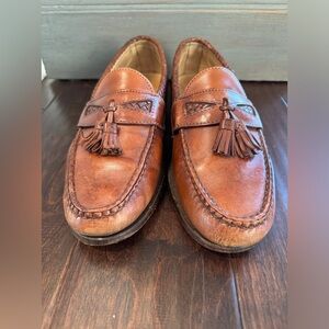 FOOTJOY HAND SEWN LEATHER LOAFERS MADE IN USA SIZE 11GOOD CONDITION HIGH QUALITY